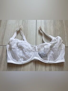40DDD Ashley graham White Lace Underwire Bra with Sheer Cups
